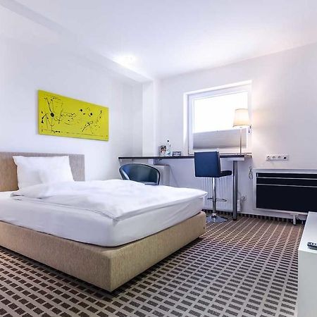 Designhotel Youngstar City Airport City Airport Mannheim Exterior foto