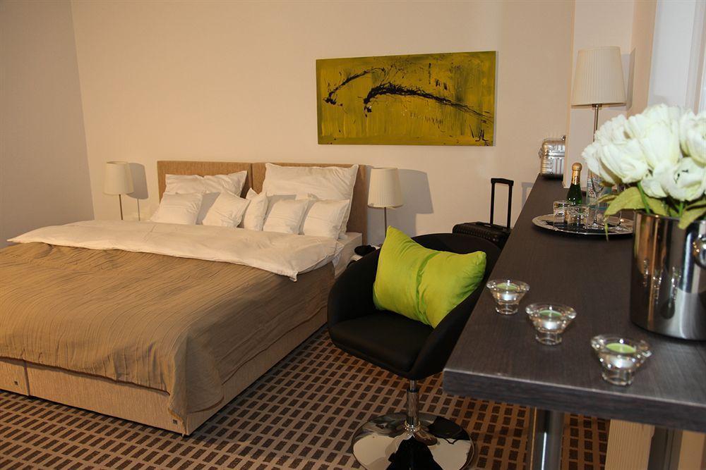 Designhotel Youngstar City Airport City Airport Mannheim Exterior foto